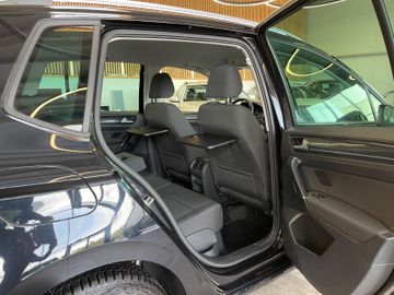 MYAUTOCENTER – Gebraucht- und Jahreswagen mit Werkstattservice in Pfaffenhofen Volkswagen Golf Sportsvan VII United *Navi*Klima*LED*