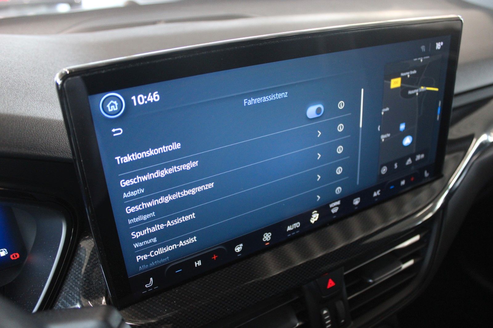 Fahrzeugabbildung Ford Focus ST-Line X AHK M-LED STDHZ B&O ACC WinterP.