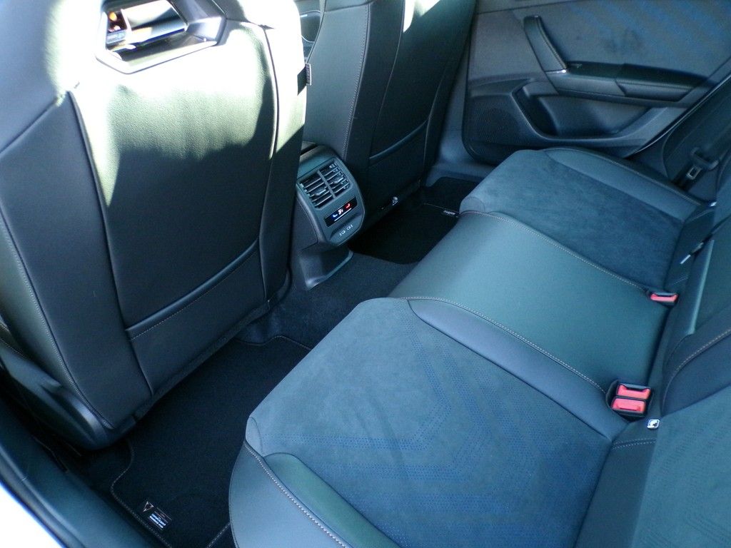 Fahrzeugabbildung CUPRA Formentor 2.0 TSI DSG 4Drive