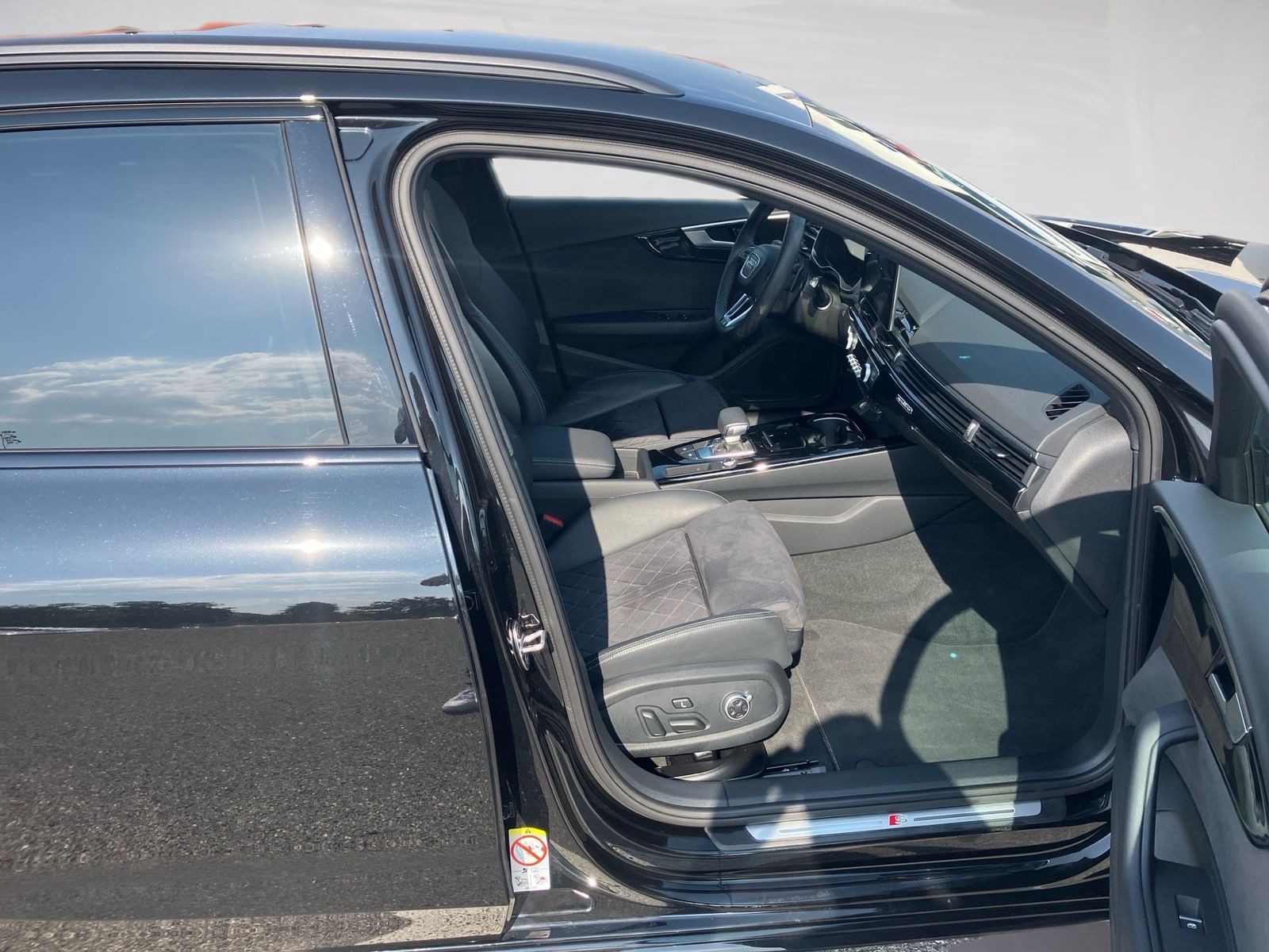 Audi A4 - Bild 9
