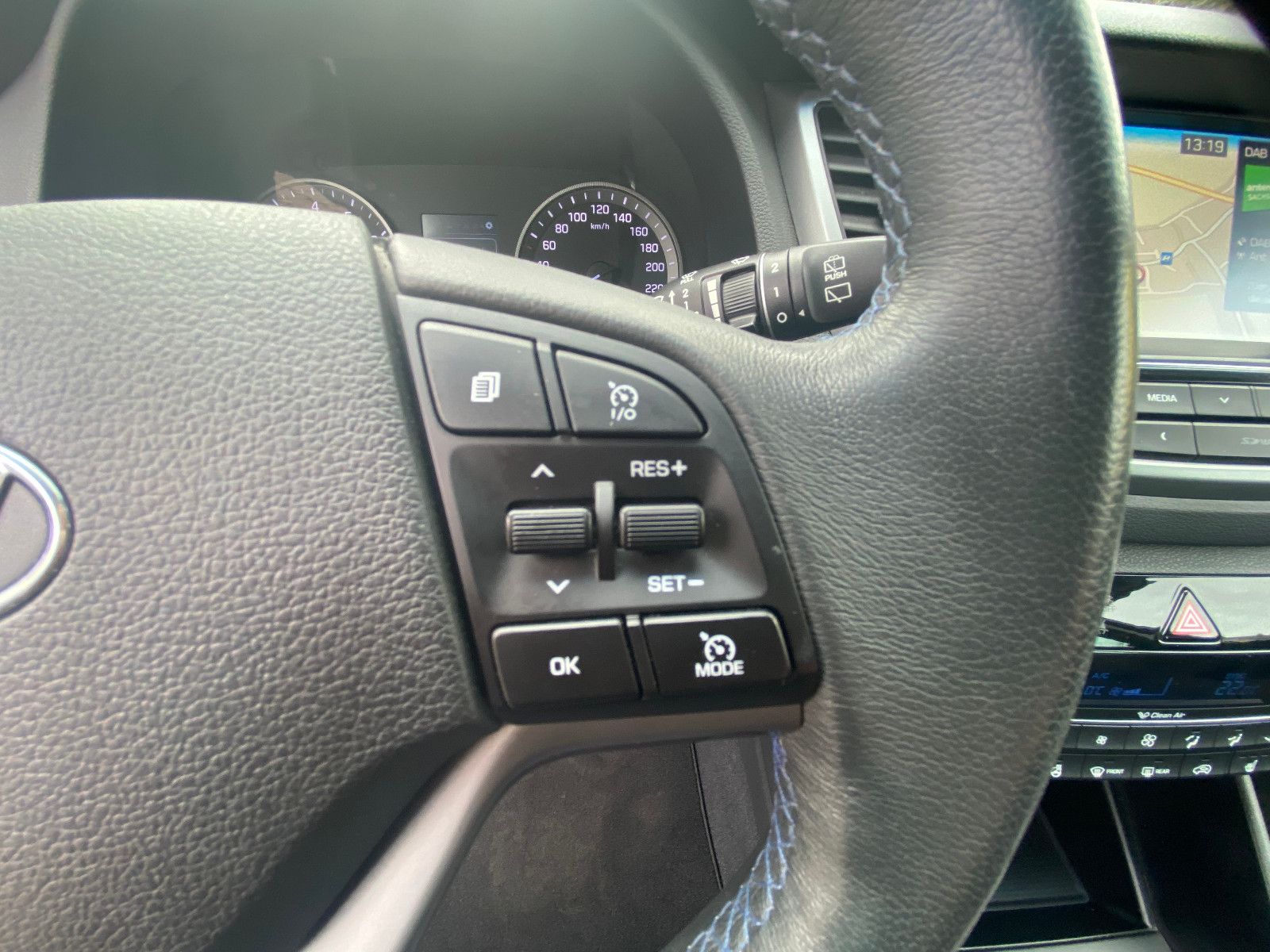 Fahrzeugabbildung Hyundai Tucson Advantage 1,6 TGDI *Sitzheizung