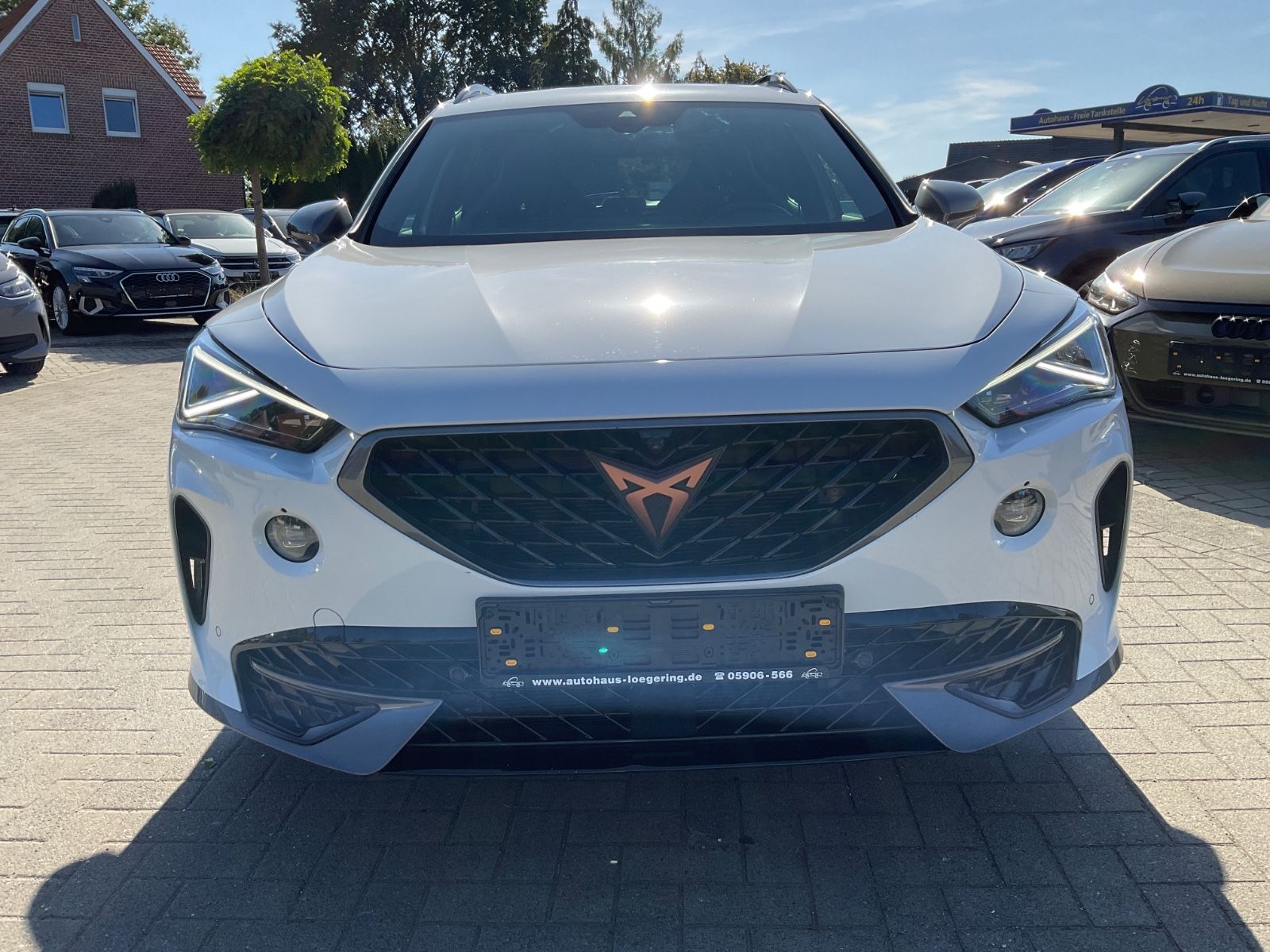 Fahrzeugabbildung CUPRA Formentor 1.4 eHYBRID,Panorama,Navi,Kamera,Matri