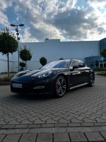 Porsche Panamera Turbo Sport-Crono VOLL