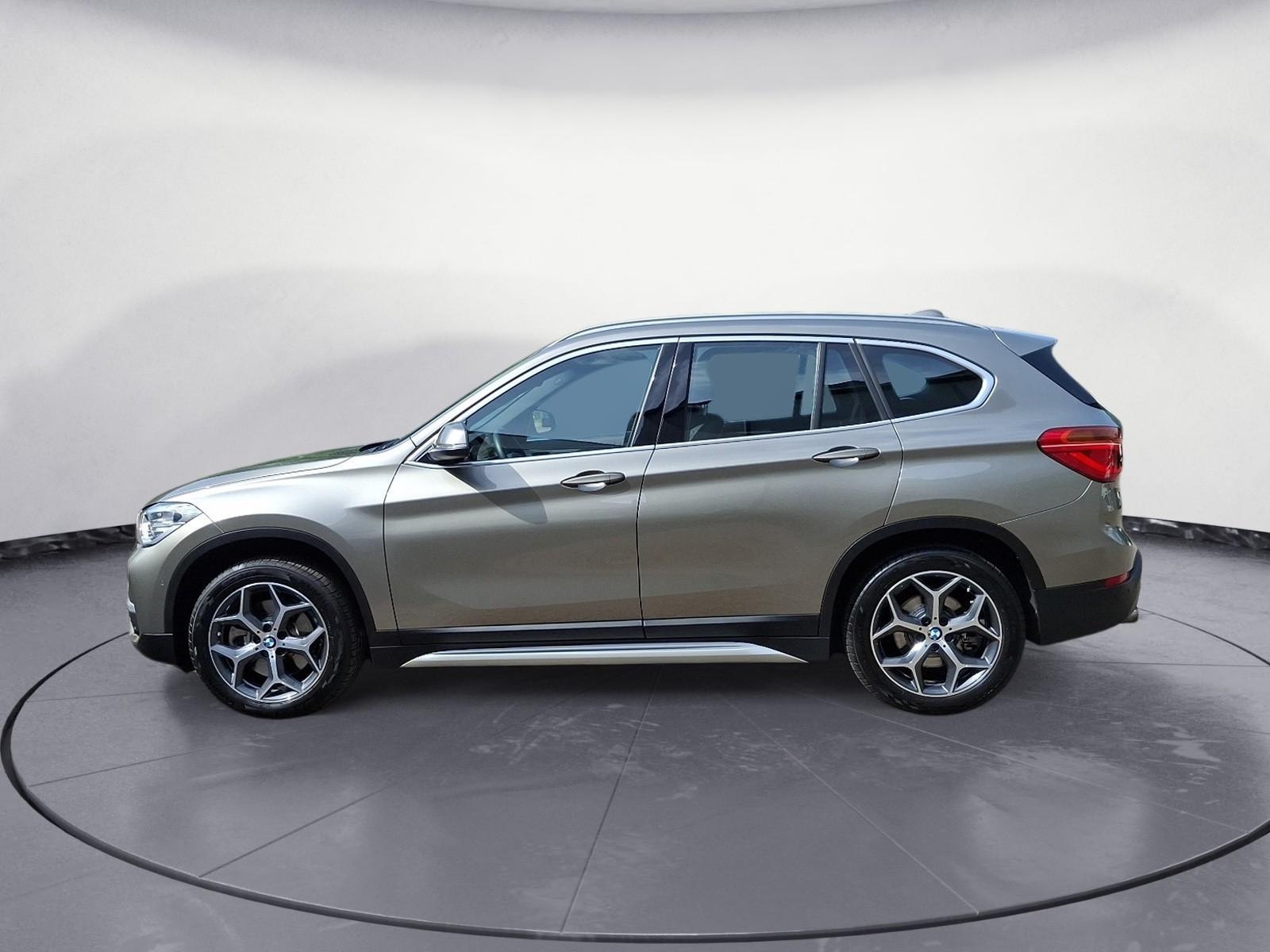 BMW X1 xDrive20i A xLine Aut. Klimaaut. Head-Up AHK