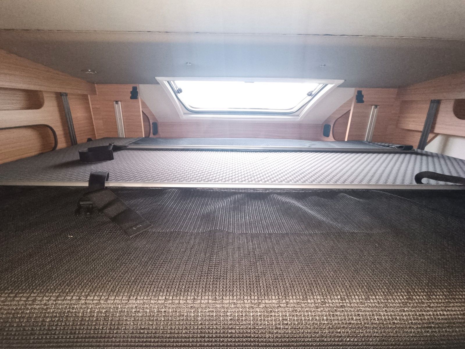 Fahrzeugabbildung Weinsberg CaraSuite 700 MEG Ford *Automatik*TV*Xenon