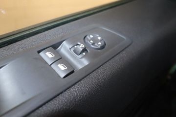 Fotografie des Opel Vivaro 1.5 D Cargo M RFK
