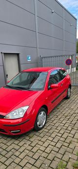 Ford 58636 Iserlohn - Ford Focus mit Benzin-Antrieb: Kleinwagen, Automatik