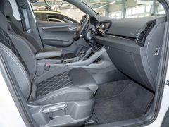 Foto Nummer 2: SKODA Karoq