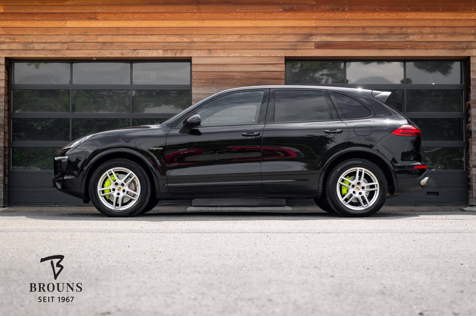 Porsche Cayenne S E-Hybrid Platinum Edition