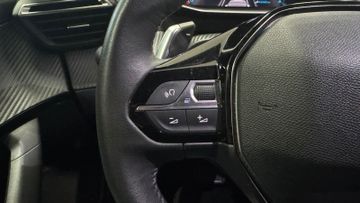 Fahrzeugverkauf 16 Peugeot 2008 Allure Pack AT LED SH Navi Kamera