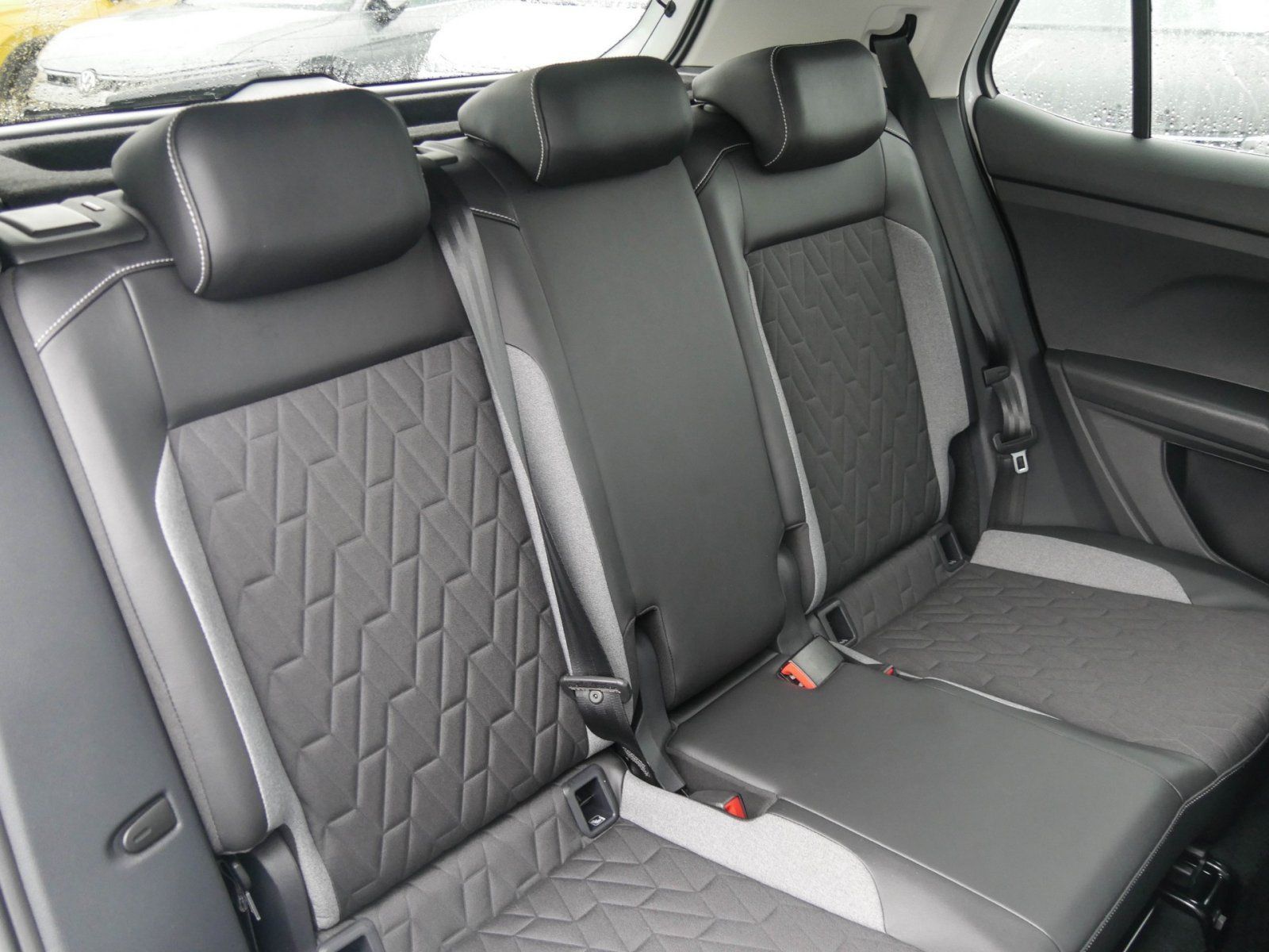 Volkswagen T-Cross - Bild 4