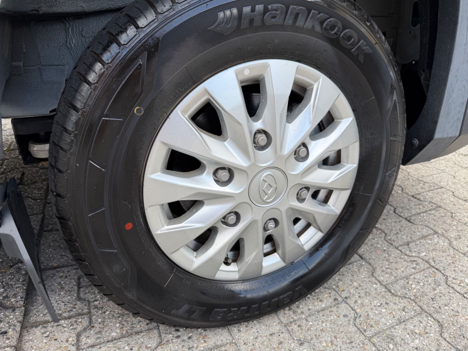 Fahrzeugabbildung Maxus DELIVER9 DREISEITENKIPPER L4 LUXURY LED NEUWAGEN
