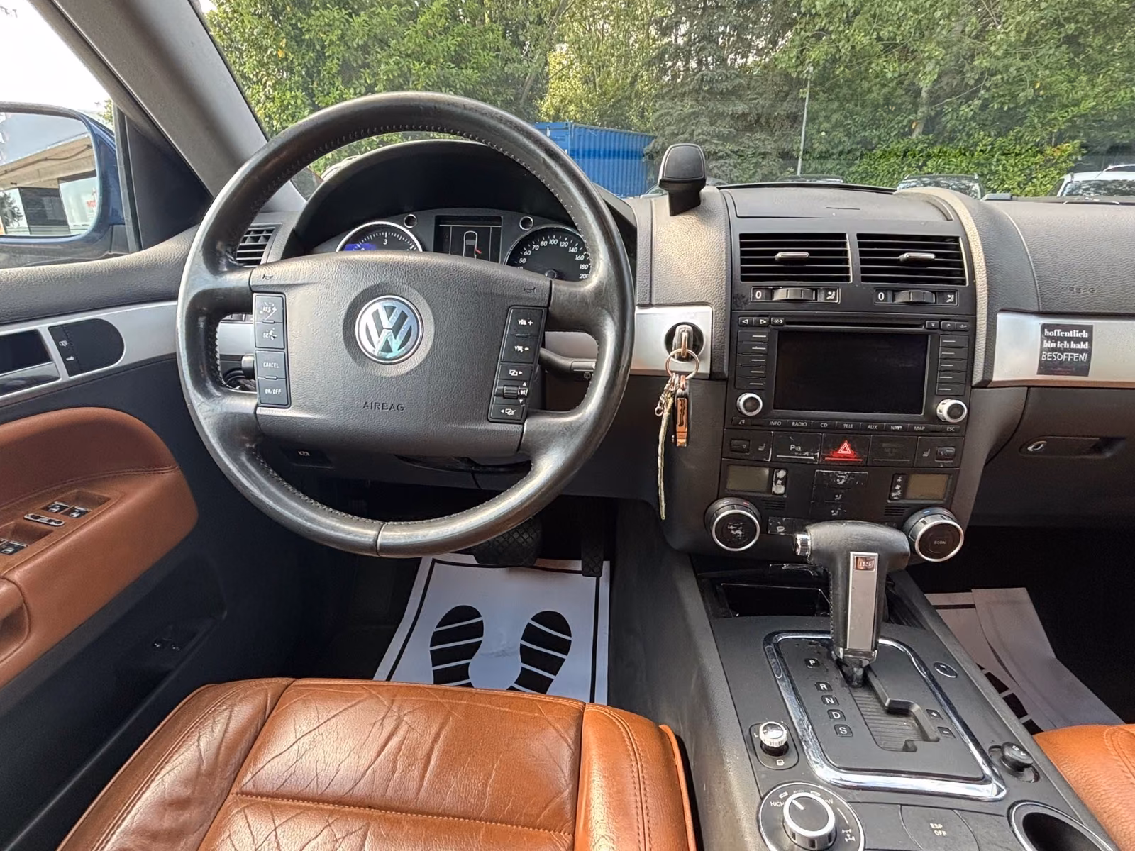 Volkswagen Touareg 2004 — photo 15