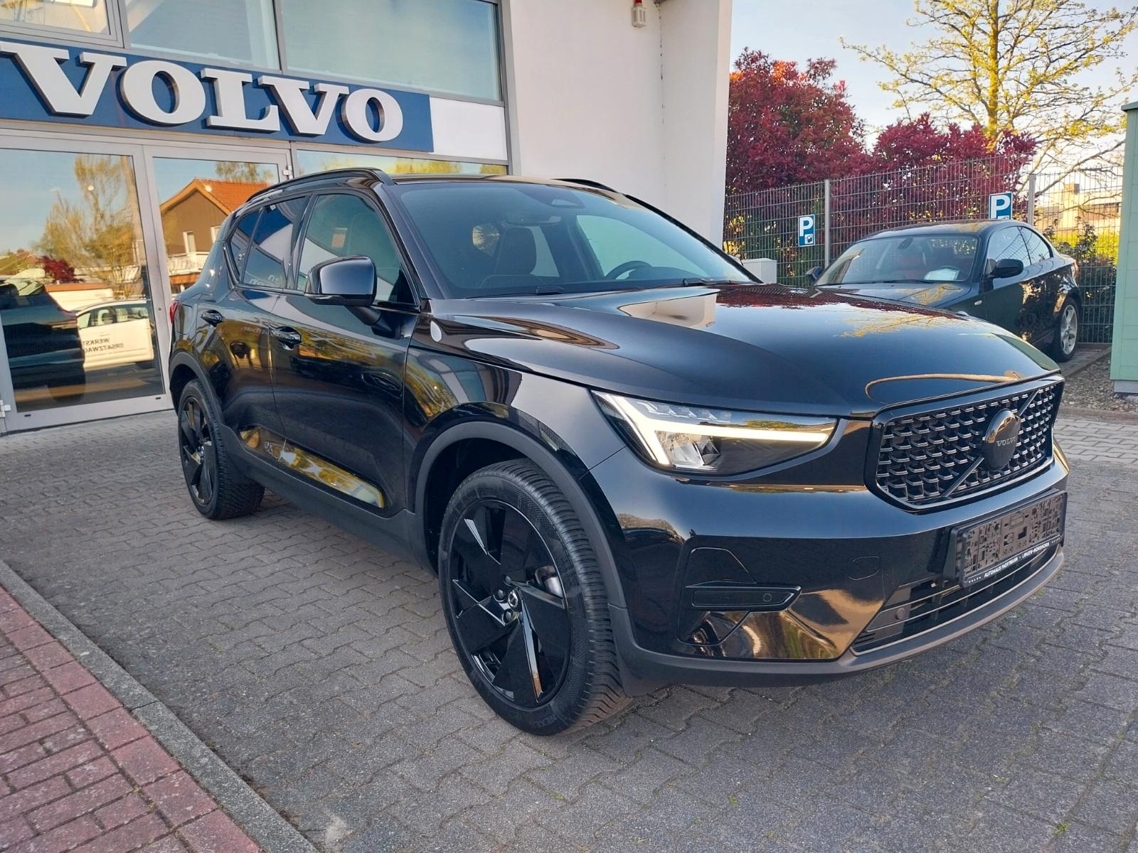 Volvo XC40 B4 Ultra Black Edition 2WD