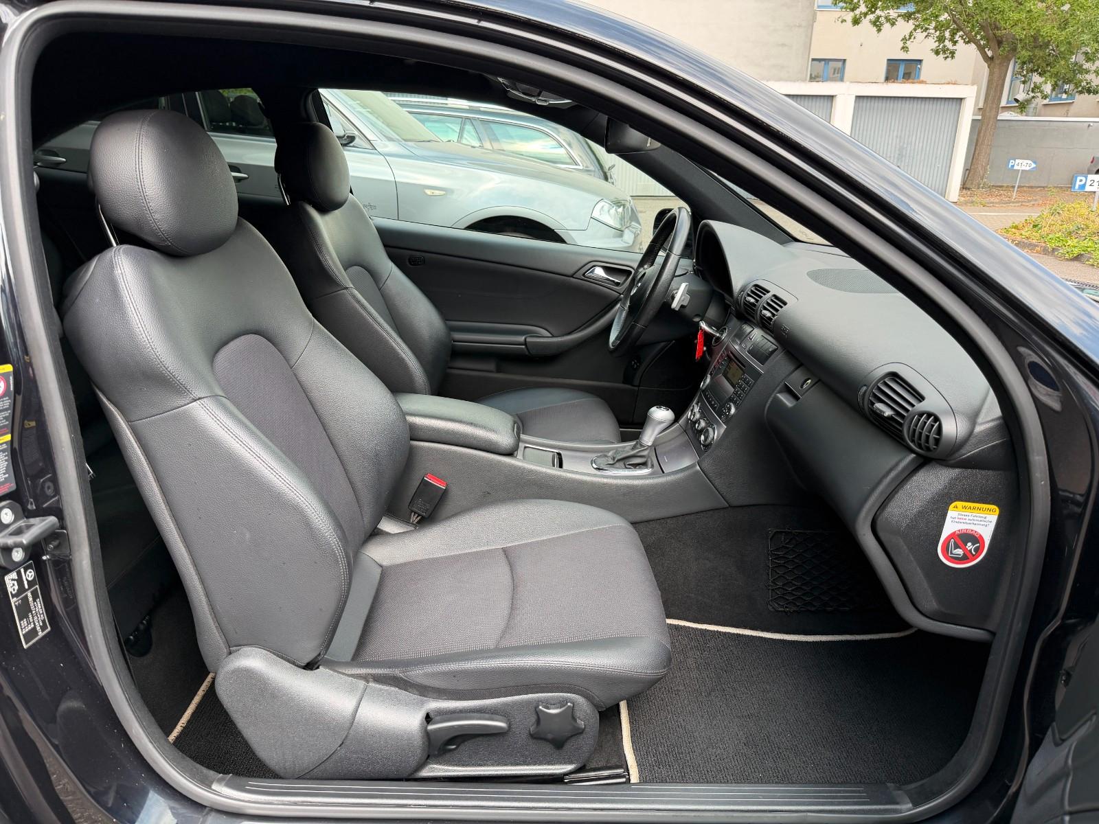 Mercedes-Benz CLC 200 Kompressor/Sport/Navi/Teilleder/1.Hand