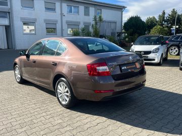 Skoda Octavia - 4