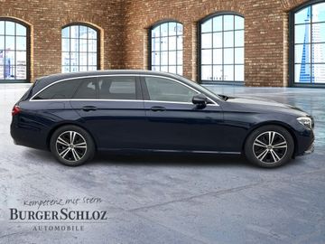 Mercedes E 220 - 4