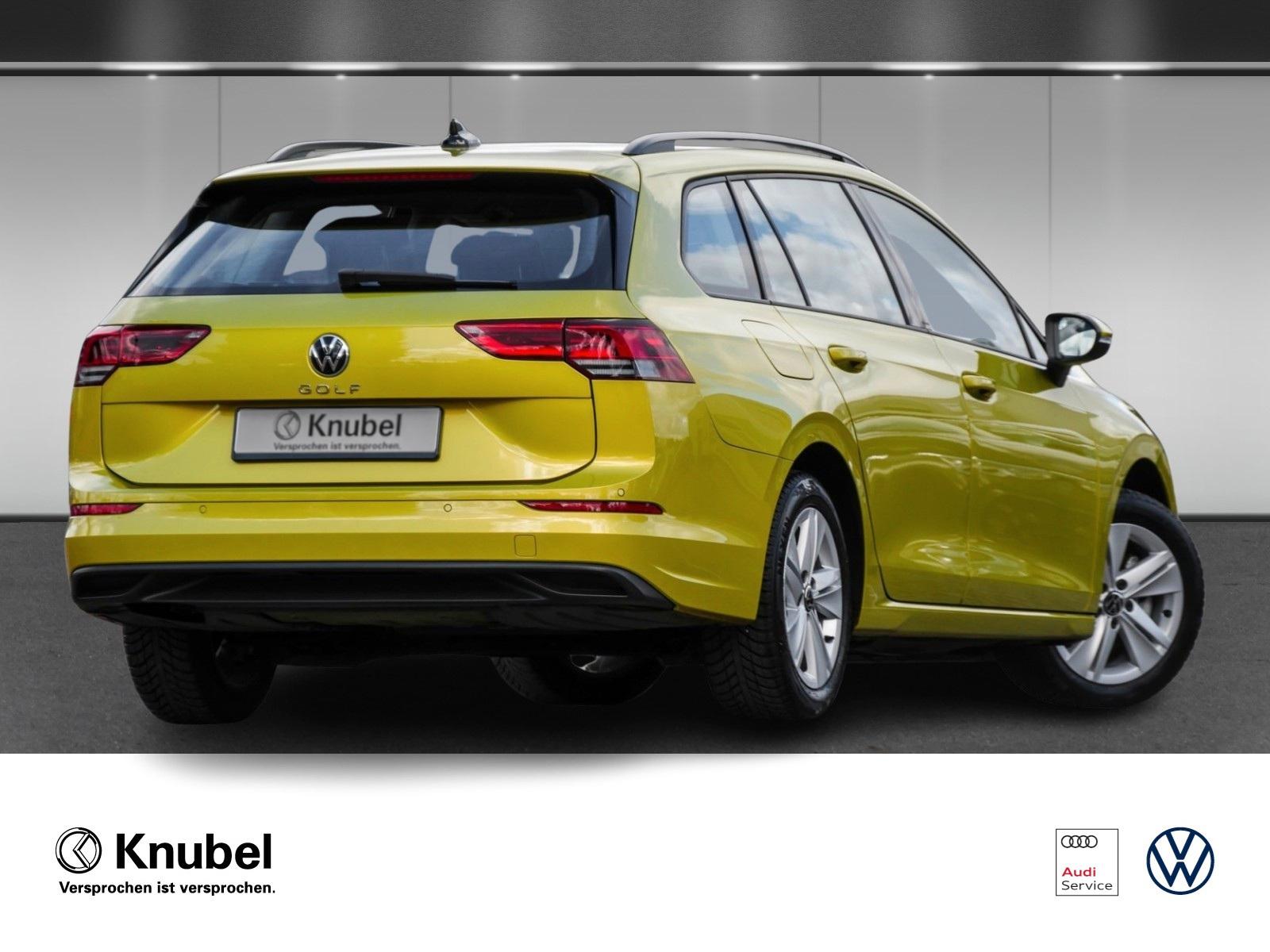 Volkswagen Golf VIII Variant Life 1.0 TSI LED ACC App-Conne