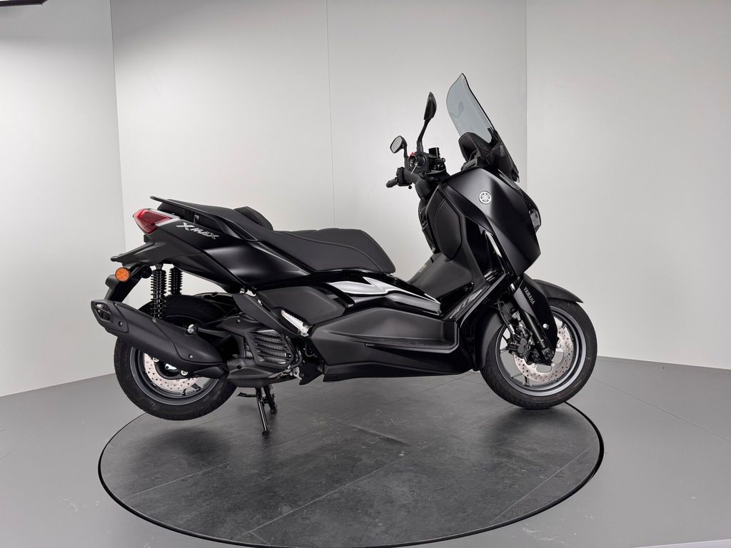 Fahrzeugabbildung Yamaha X MAX 300 TECH MAX *TAGESZULASSUNG *AKTIONSPREIS