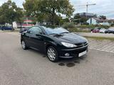 Peugeot  206 Capriolet 1.6 - Peugeot 206 mit Benzin-Antrieb: Cabrio, 1.6
