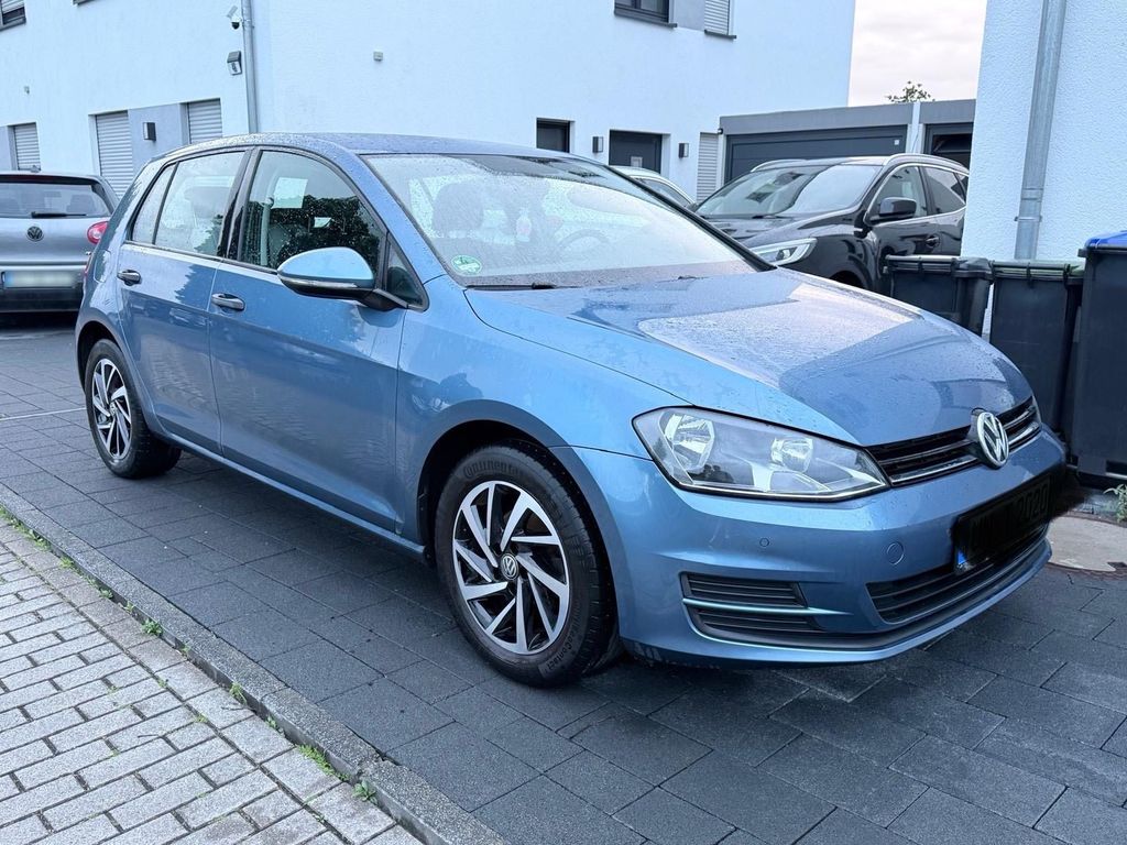 Image of Volkswagen Golf
