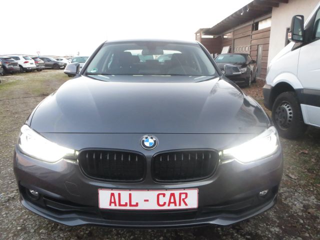 BMW 318i Sport Line Shadow*LED*Navi*PDC*SHZ*So+Wi-Re