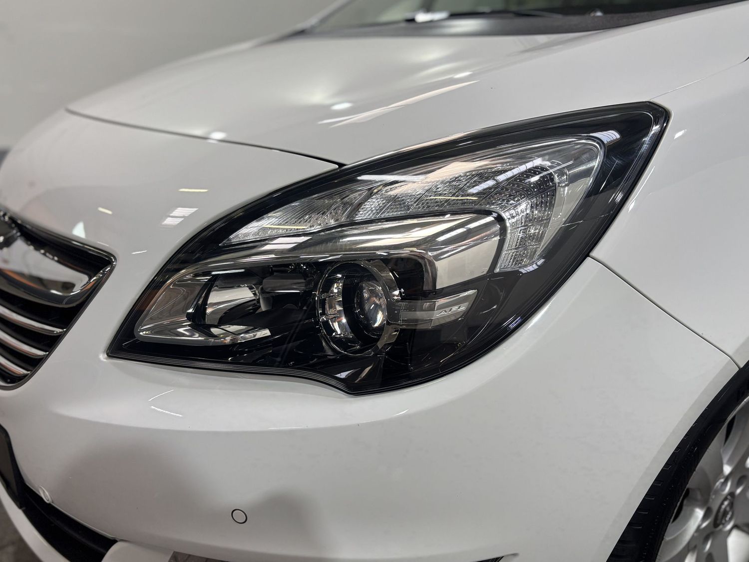 Fahrzeugabbildung Opel Meriva Innovation#Navi#Tempomat#Klima#Beheizbare