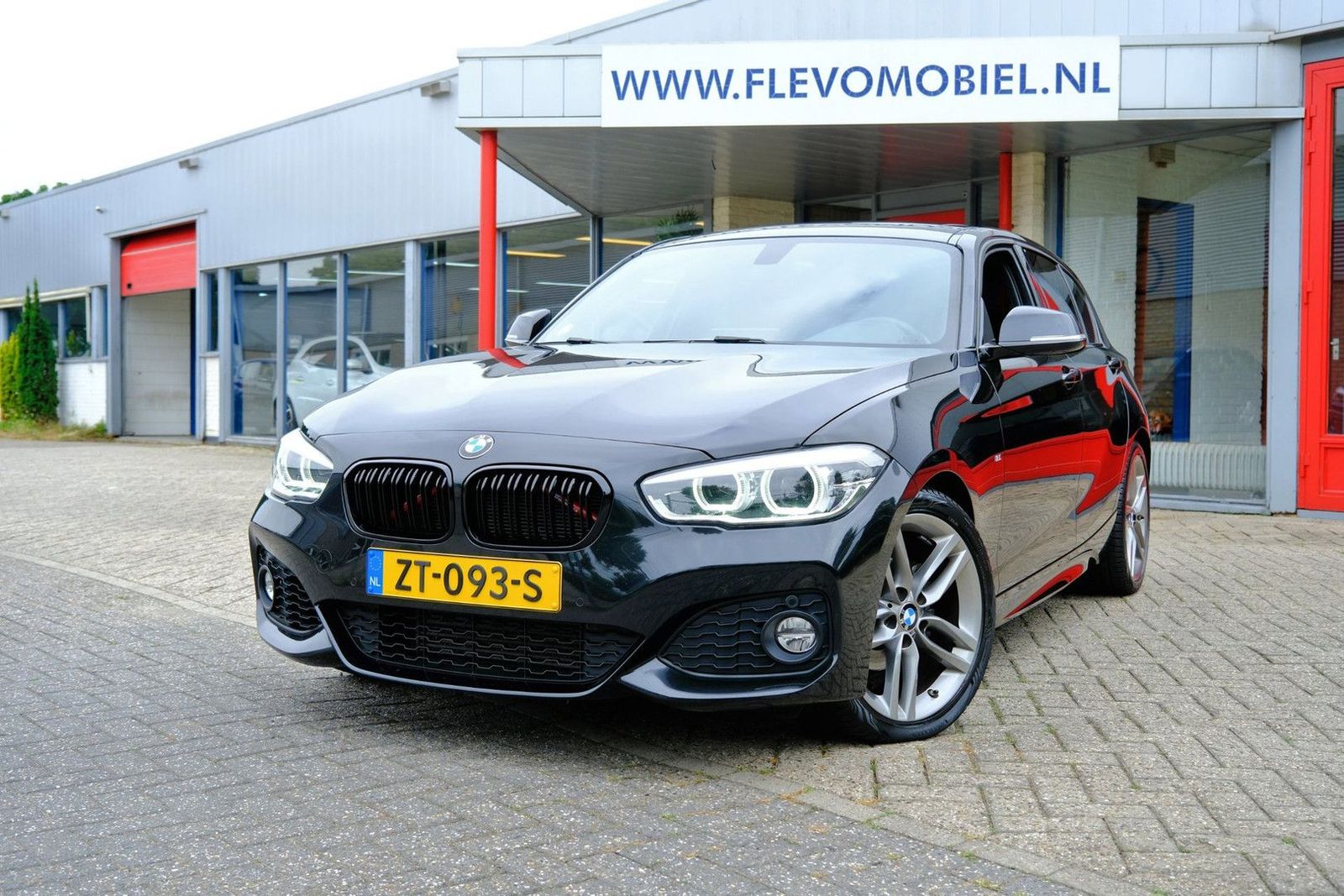 BMW 118 1-serie 118i M Sport Aut. Pano|Leder|Navi|Sp