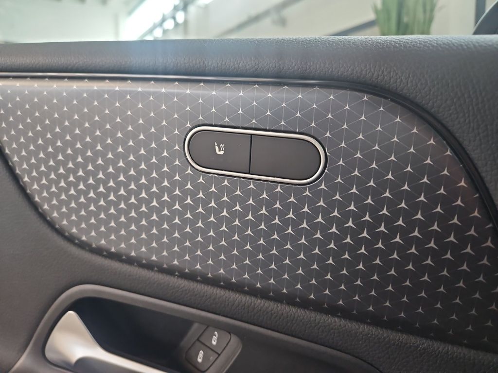 Fahrzeugabbildung Mercedes-Benz B 180 Progressive AHK Navi LED SHZ SpurH KAM DAB
