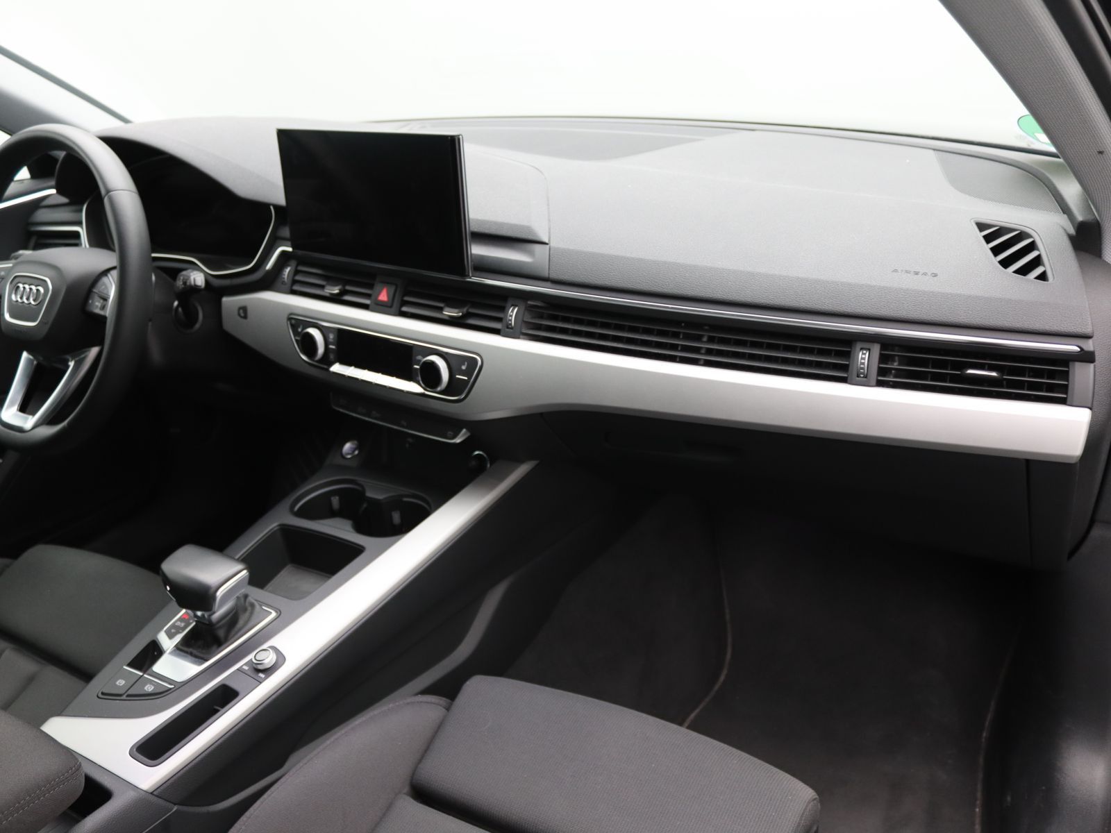 Audi A4 - Bild 9