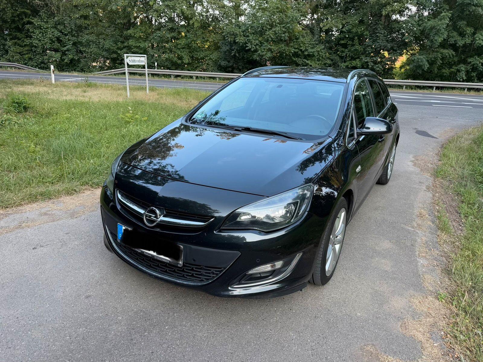 Opel Astra, 2013