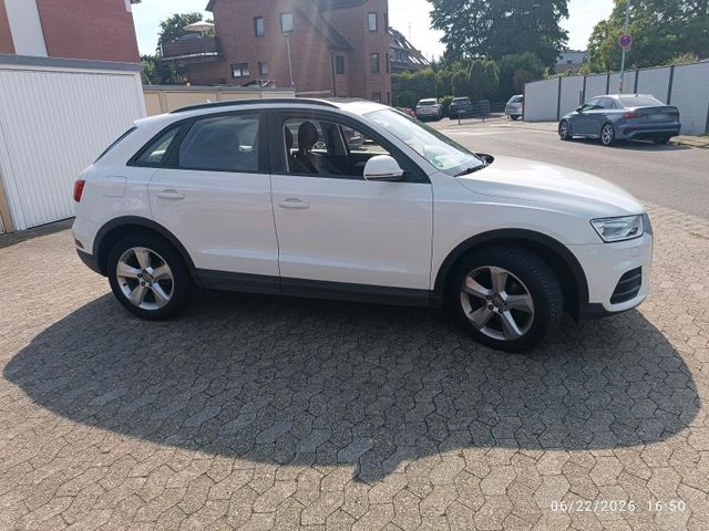 AUDI Audi Q3 Benzin Automatik