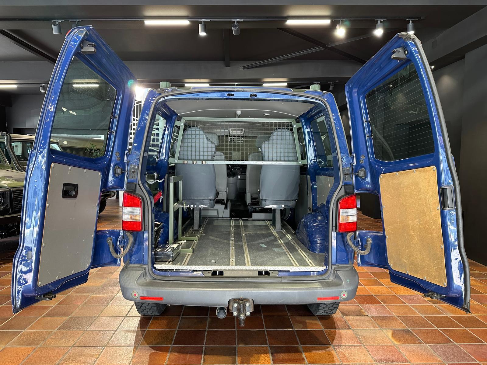 Volkswagen T5 WIDDER 4MOTION ROCKTON SEIKEL BUNDESWEHR OFFR