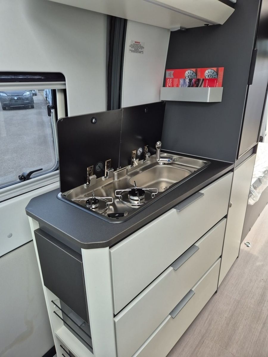 Fahrzeugabbildung Adria Twin Supreme 600 SX Markise,Radio,Lith,Solar,LED