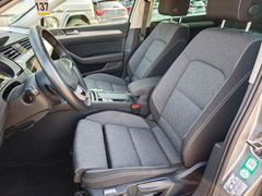 VW Passat Variant Business 150PS DSG #ACC #AHK #LED