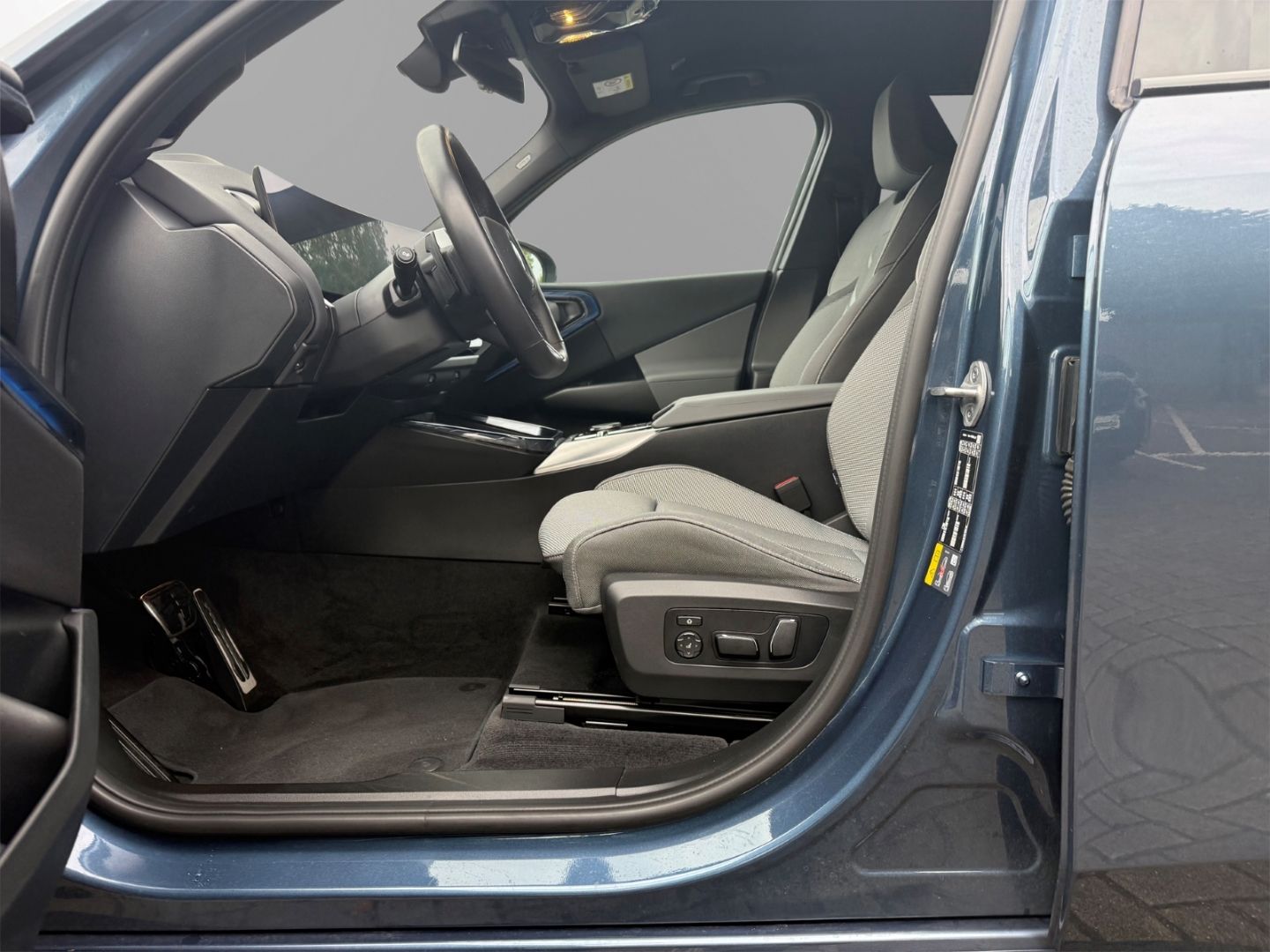 BMW X3 30e xDrive M-Sport SHZ LKH HK AC AHK foto 5