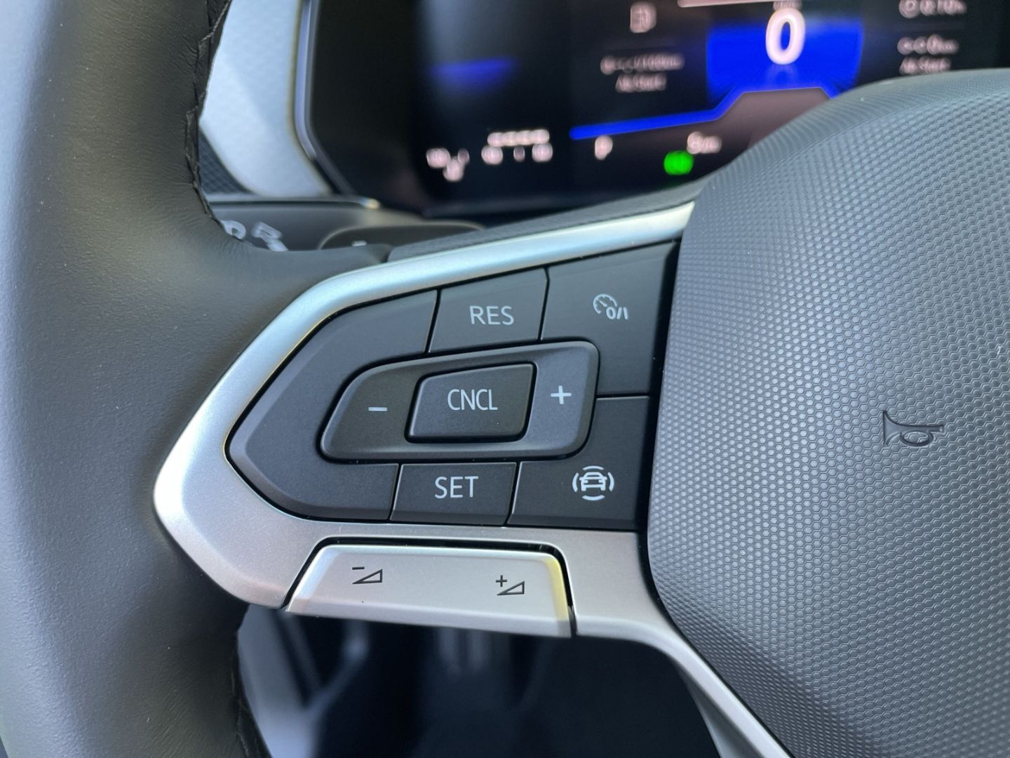 T-Cross 1.0 TSI DSG Life Kamera/Navi/App-Connect