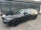 BMW 330d xDrive Touring Sport Line Automatic Spo...