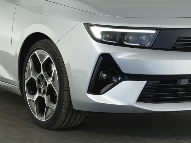Astra L ST ULTIMATE AUTOMATIK+AHK+NAVI+360 GRAD