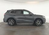 Volkswagen Tiguan 2.0 TDI 4M DSG R-Line Leder Pano Navi 360 - Volkswagen Tiguan mit Diesel-Antrieb: Geländewagen, 2.0