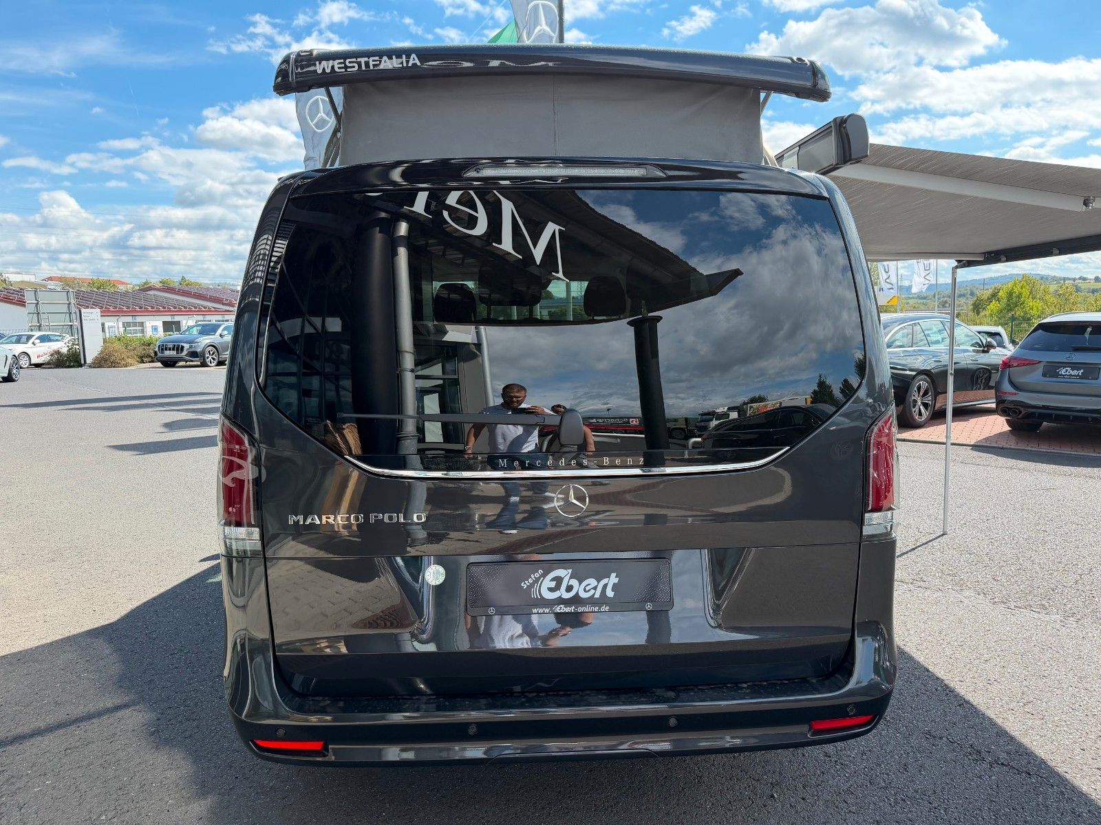 Fahrzeugabbildung Mercedes-Benz V 220 d Marco Polo AIRMATIC DISTRONIC AHK2,5to