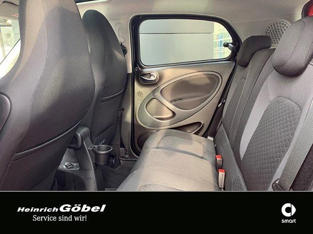Fahrzeugabbildung Smart forfour EQ PASSION PANORAMA LED KAMERA GJR
