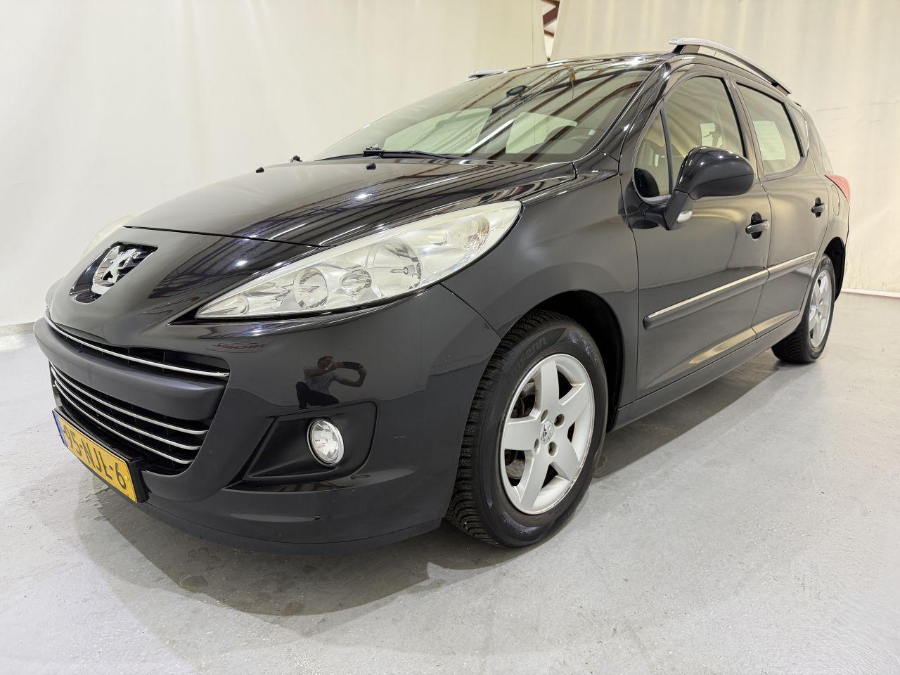 Peugeot 207 2010 — photo 16