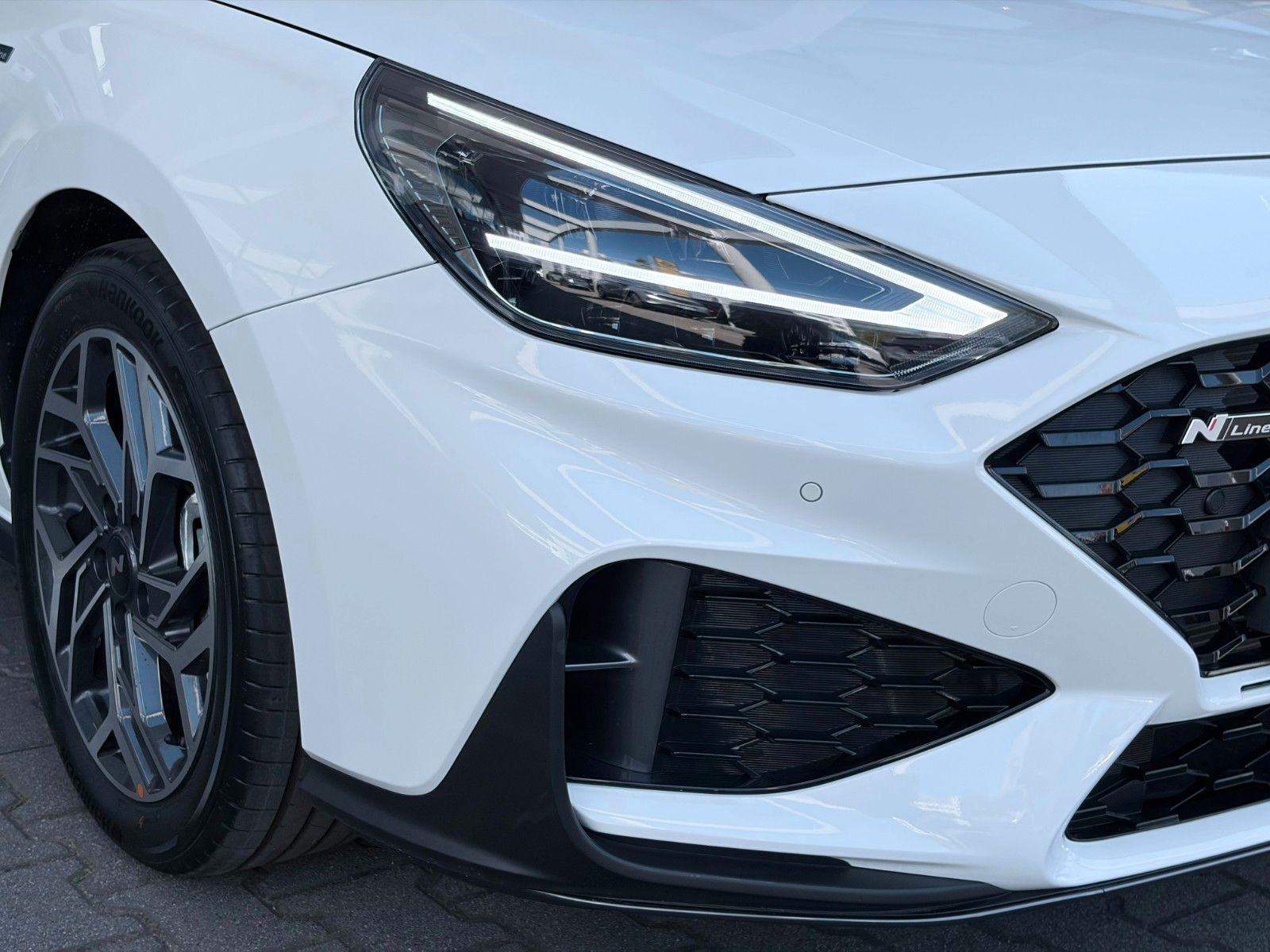 Fahrzeugabbildung Hyundai i30 1.6 T-GDI N Line Kamera,LED,Navi,Pano,SHZ,SD