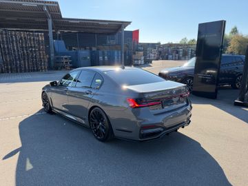 BMW 745 - 6