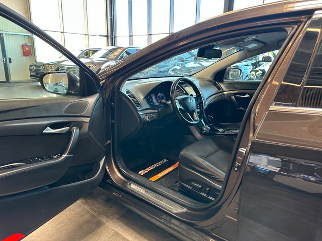 Hyundai i40 cw blue Premium *Navi*TOP*AHK*