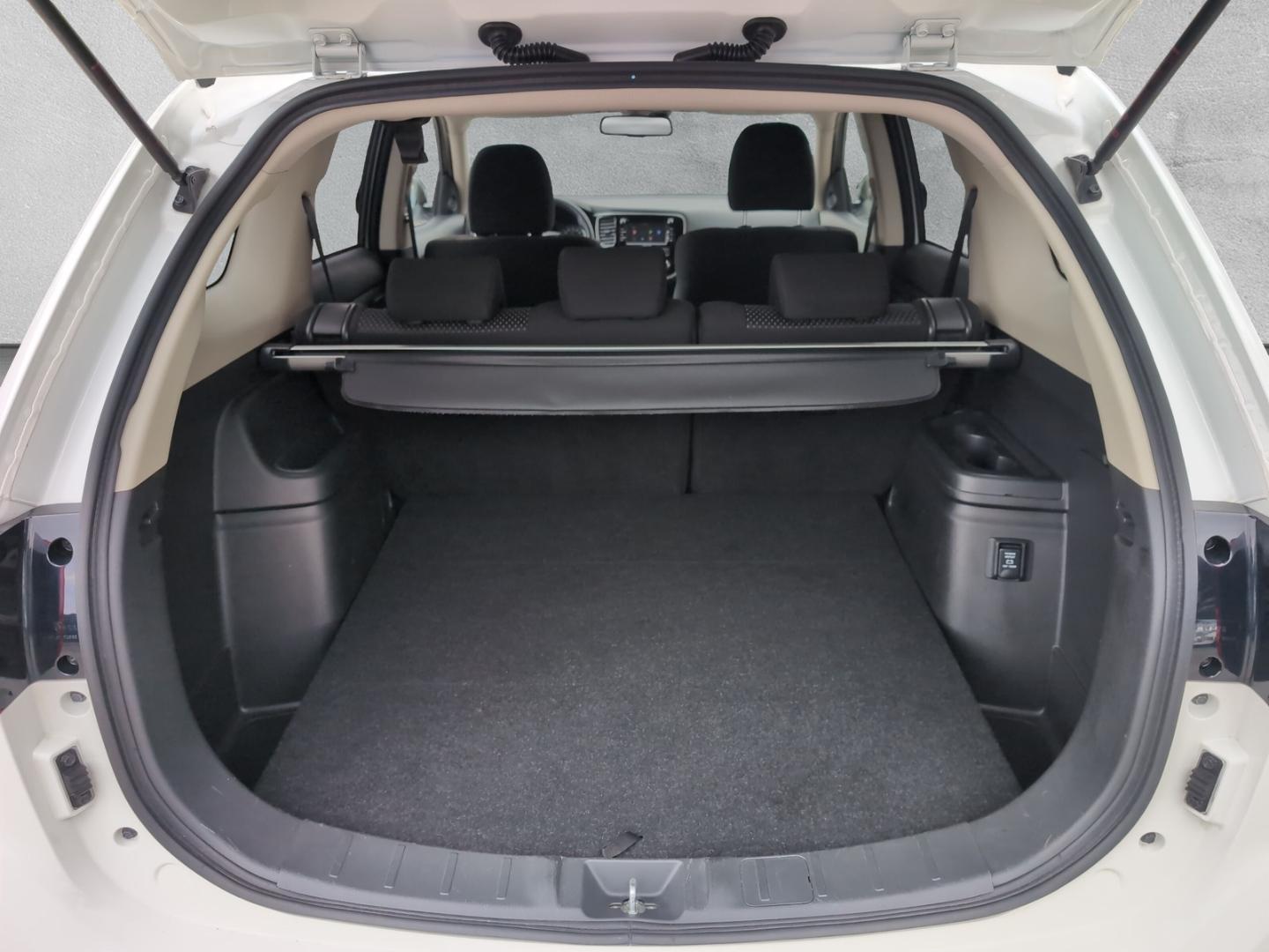 Mitsubishi Outlander Diamant Edition 2,0 l MIVEC 2WD