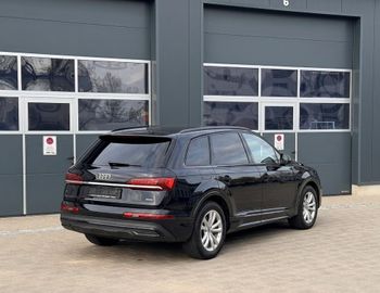 Audi Q7 - 6