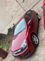 Opel Astra 2.0 Turbo 147kw - Opel Astra: 14 Turbo