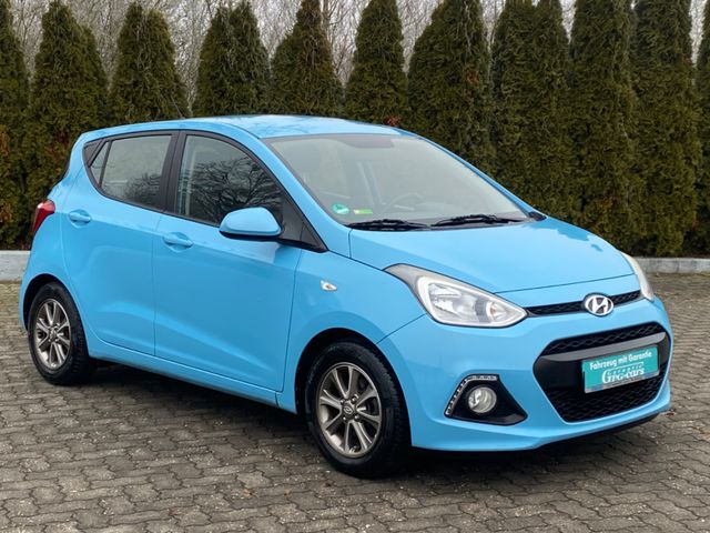 Hyundai i10 1,2 FIFA World Cup Edition*KLIMA*SHZ*TOP